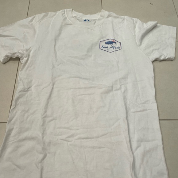 tshirt - Picture 2 of 2